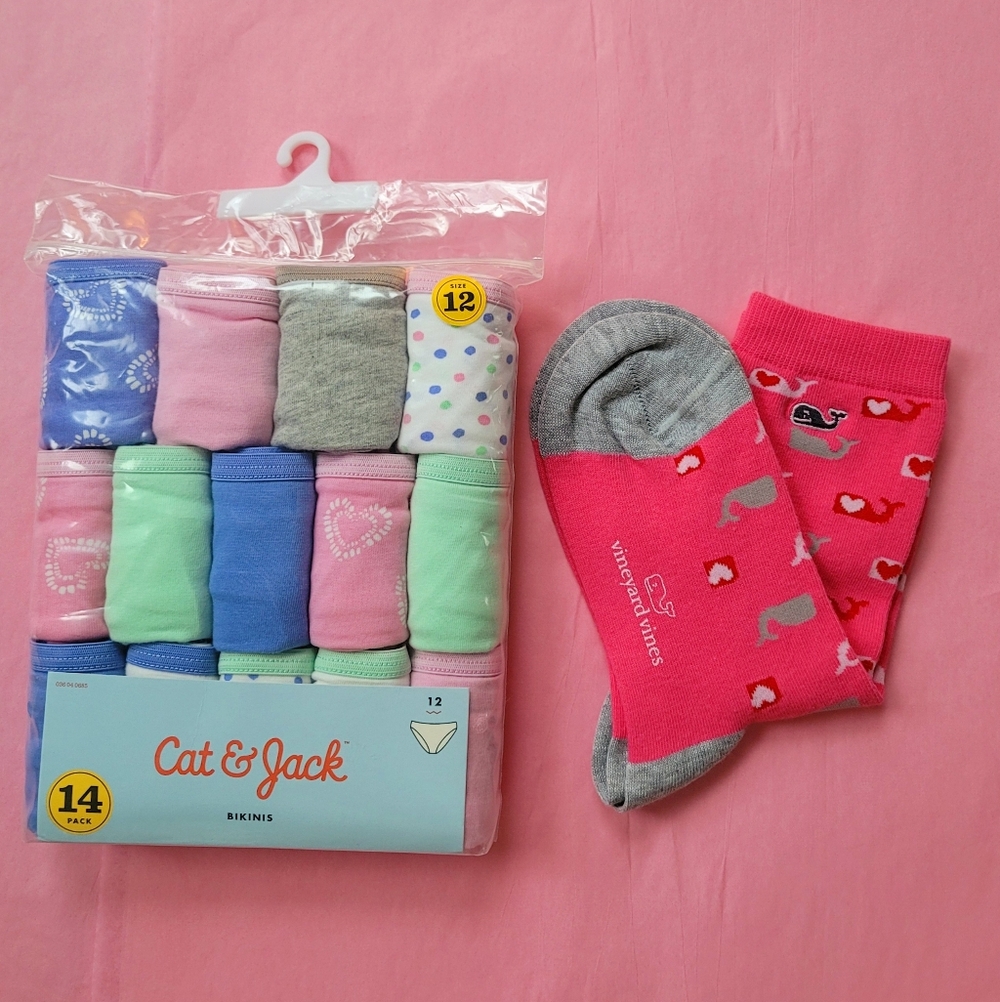 NWT The Cat & Jack Girls' 14-pack cotton bikini underwear, Size 12(Girl) & Socks